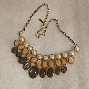 New York & Company Vintage Taupe Beige & Pearl Glitter Cabochon Bib Gold Tone